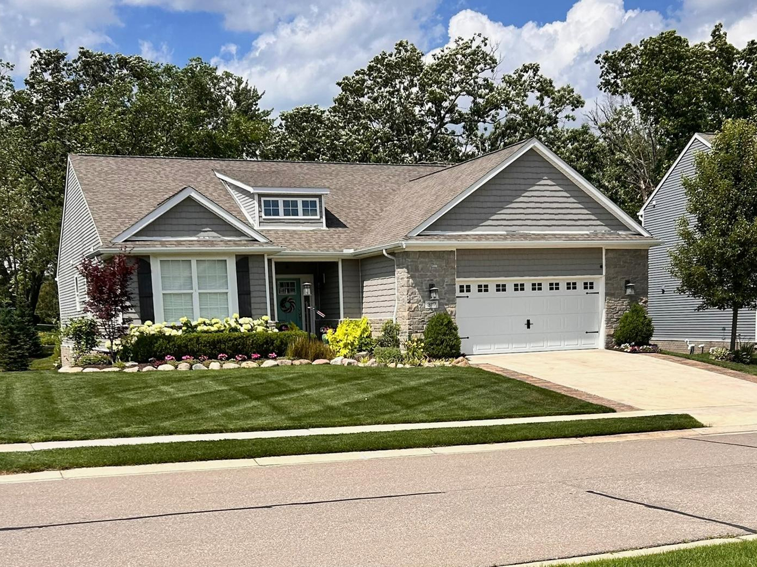 Livingston & Howell Landscaping Services _ TJH Outdoor LLC 05