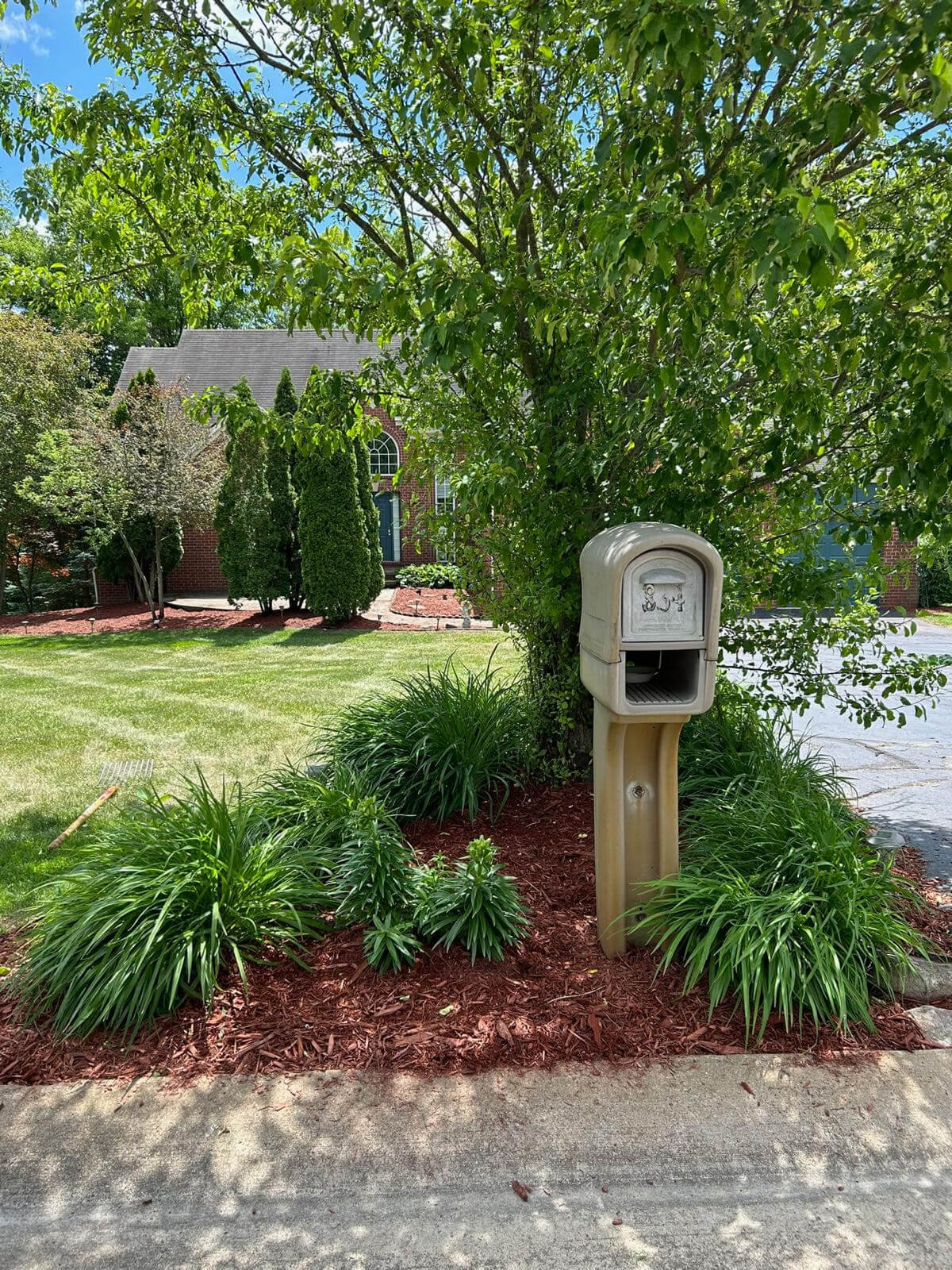 Livingston & Howell Landscaping Services _ TJH Outdoor LLC 1111